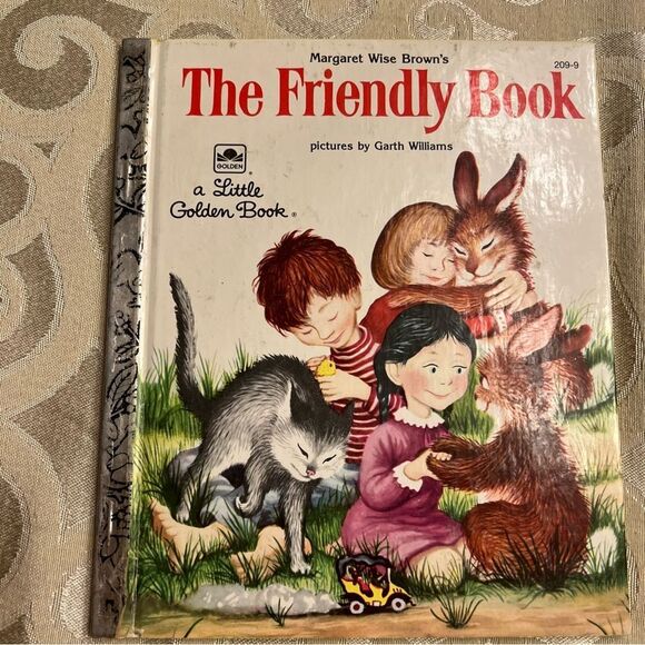 Vintage Golden Books (3): DUMBO , THE FRIENDLY BOOK , TAWNY SCRAWNY LION - Picture 4 of 11